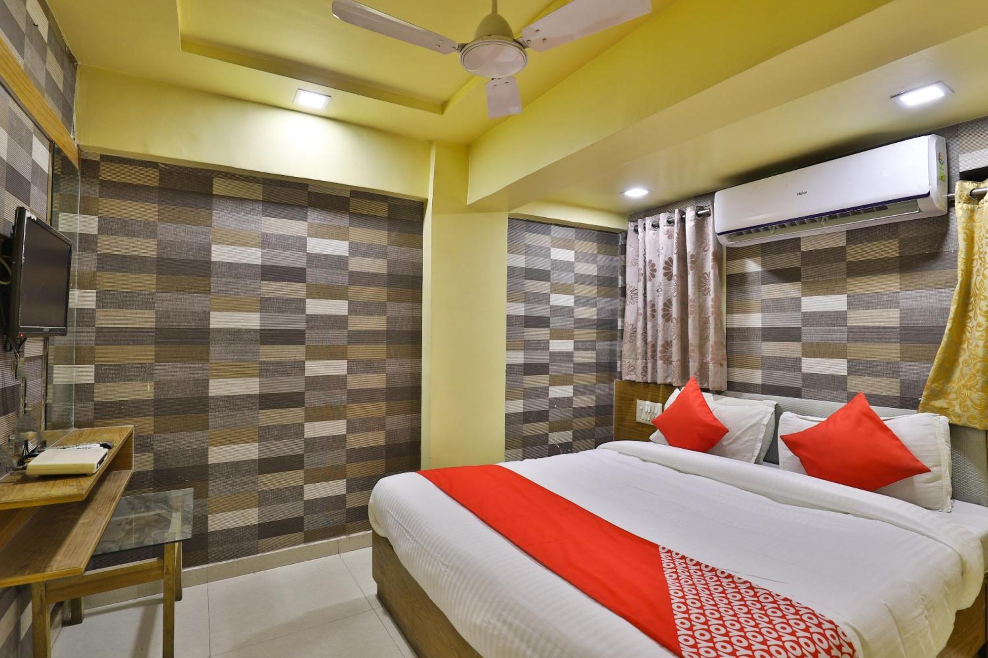 Spot On Hotel Shreeji Palace Ahmadábád Kültér fotó